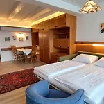 Apartment Ilse Seeblick Haus Hänsel U Gretel Am Ossiacher See, Hallenbad, Skiarena Gerlitzen *