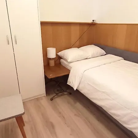 Apartmán Ilse Seeblick Haus Haensel U Gretel Am Ossiacher See, Hallenbad, Skiarena Gerlitzen Manessen